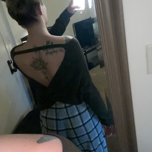 Dark green sweater with knitted back - Picture 5 of 5